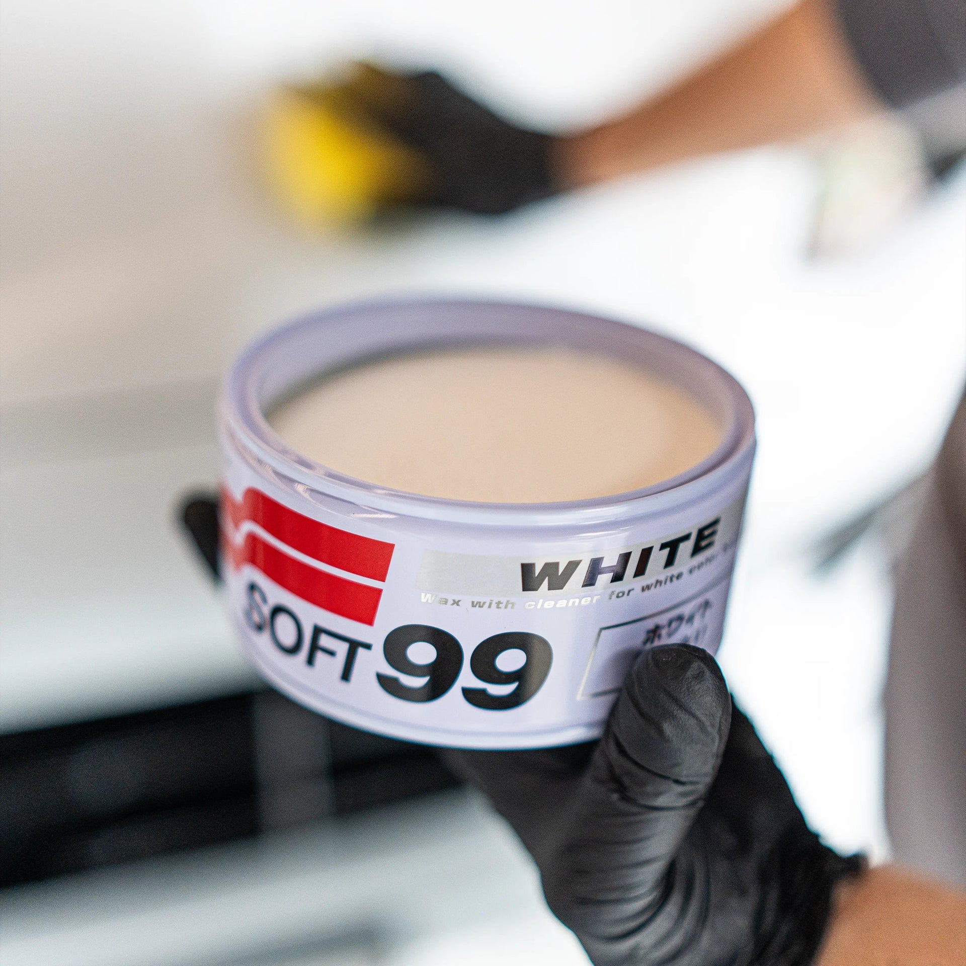 White Soft99 Wax, wosk samochodowy, 350 g