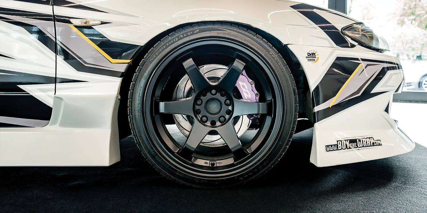 Dlaczego warto dbać o felgi samochodowe?