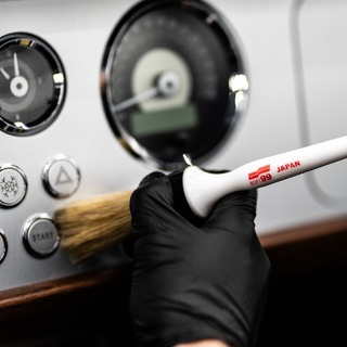 Treat your car’s interior with respect. 🤝 
Get a Soft99 Interior Brush with a natural bristle and detail to your heart’s content, with no scratches whatsover! 

#soft99 #detailing #carcare #japan #cars