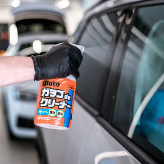 Besides its amazing cleaning capabilities 🧼, Glaco De Cleaner can act as a booster for previously applied liquid wipers, making it easy to maintain and prolong hydrophobic effect on glass! 🚗🧡

#soft99 #detailing #glaco #carcare #carwash #handwash #diy #carprotection #wiper